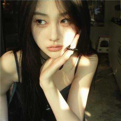 隔壁的吸血鬼美眉